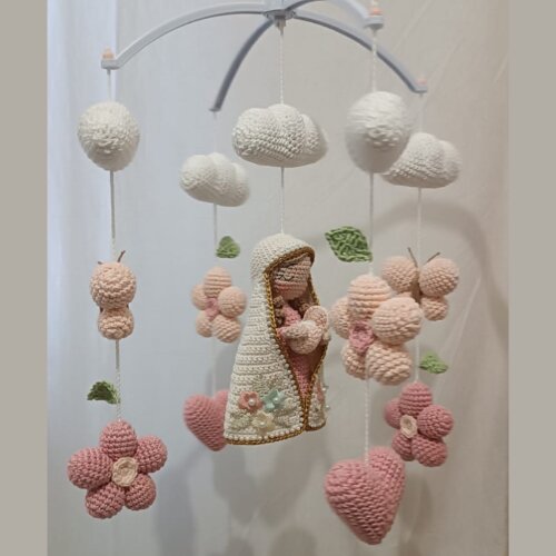 Móbile Musical de Berço Virgem Maria em Amigurumi