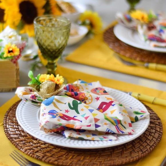 Mesa Posta de Festa Junina 10 Lugares