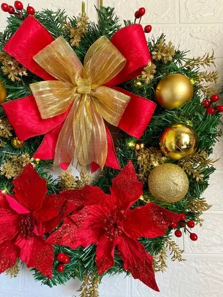 Guirlanda de Natal com Flores/ Acompanha Led