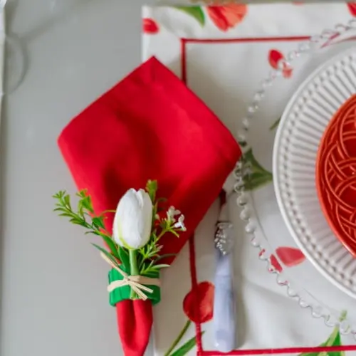 Kit Mesa Posta Dia das Mães Tulipas Vermelhas 4 Lugares