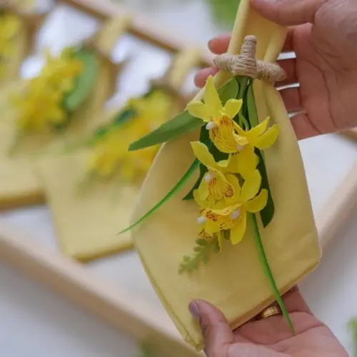 Porta Guardanapo de Orquídea Amarela 10 Unidades