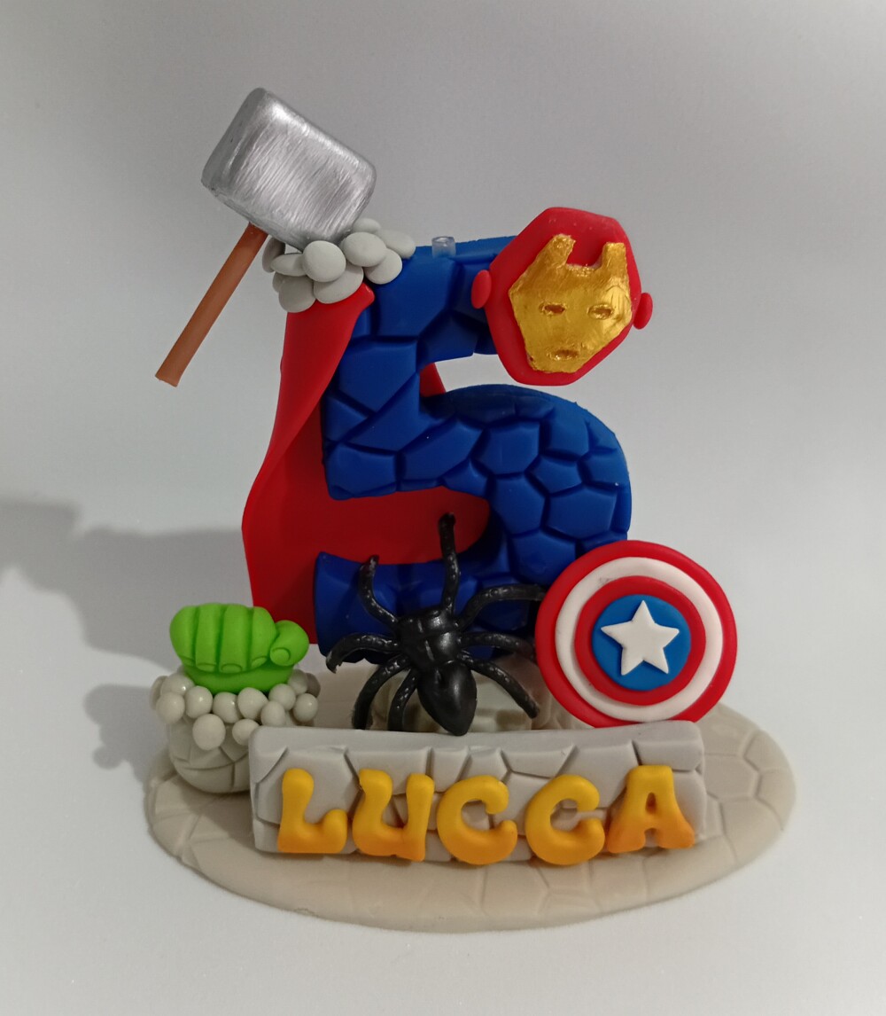 Vela Heróis em Biscuit