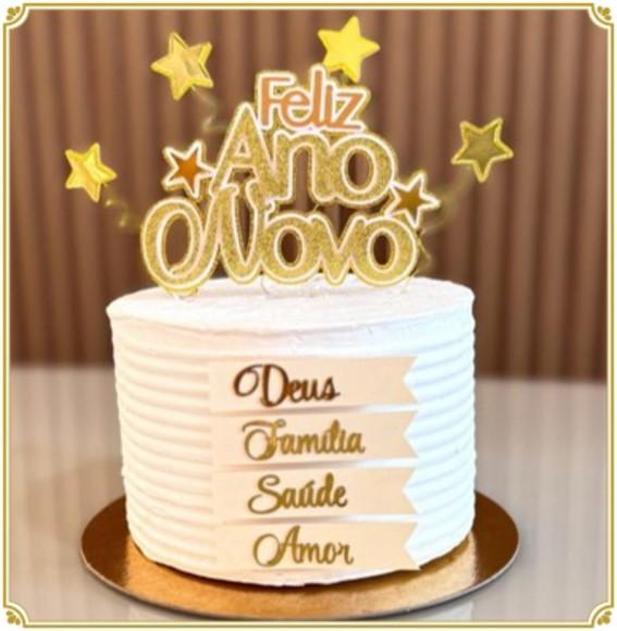 Arquivo de Corte: Topo de Bolo Feliz Ano Novo 2026