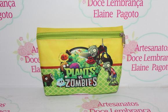 Bolsa Necessaire Plantas vs Zumbi
