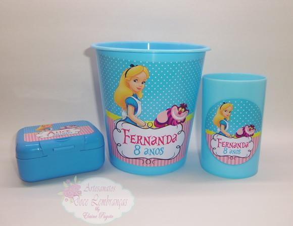 Kit Cineminha + mini box Alice no País das Maravilhas