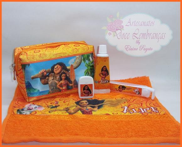 Kit Dental + necessaire + toalha Moana