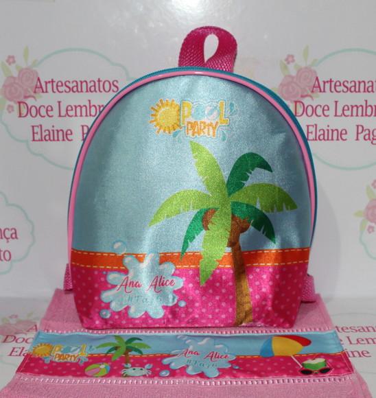 Mochila Simples Pool Party + toalha