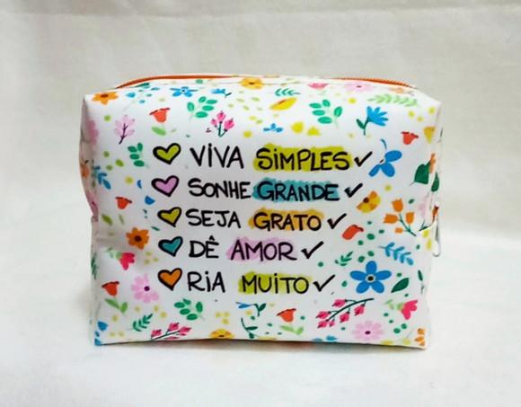 Necessaire Floral E Frase