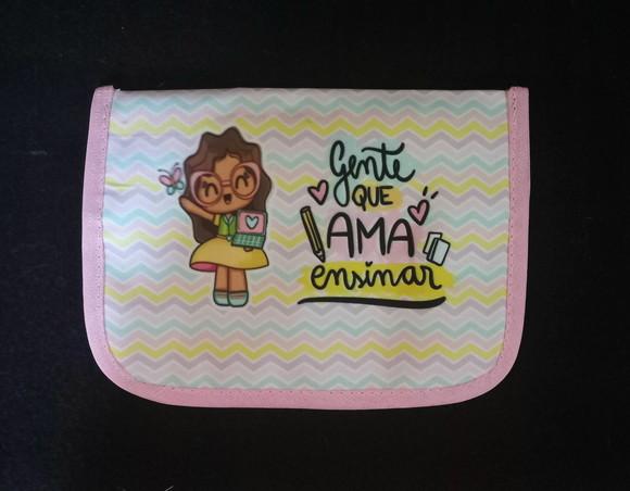 Porta Escova e Pasta Professora