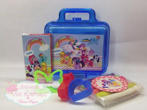 kit maleta + massinha My little poney
