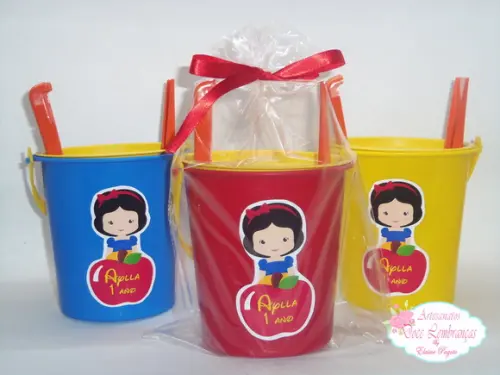 Baldinho de Praia Branca de Neve