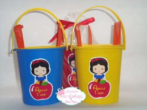 Baldinho de Praia Branca de Neve