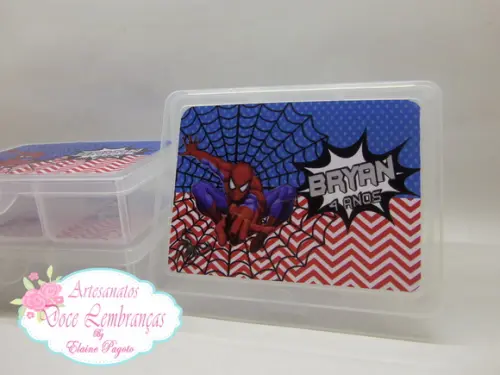 Caixa organizadora com divisória