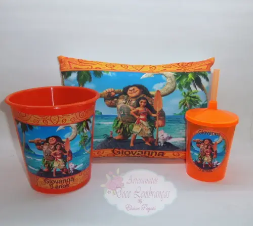 Kit Cinema + Travesseiro Moana