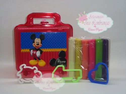 Kit maleta + massinha + forminha
