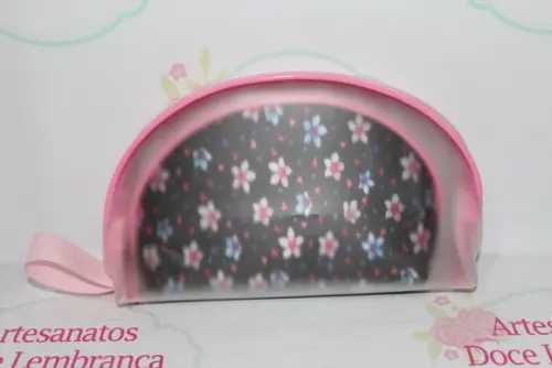 Kit Necessaire Oval Plástico Translúcido e Floral