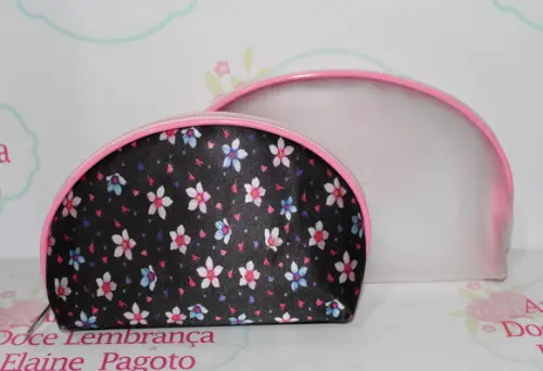 Kit Necessaire Oval Plástico Translúcido e Floral