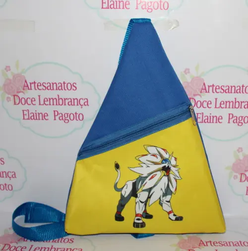 Mochila transversal Triangular Pokemon