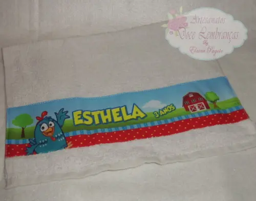 Toalha Galinha Pintadinha