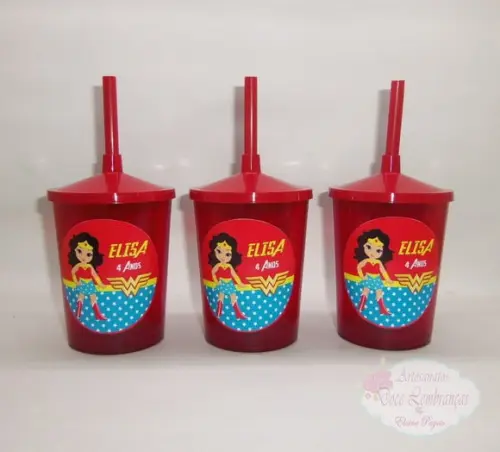 Copo Shake 300ml Mulher Maravilha