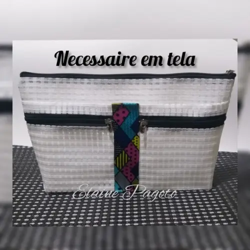 Necessaire em tela