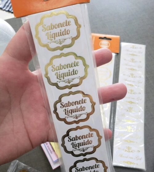 100 Rótulos Adesivo Dourado Etiqueta Sabonete Líquido Terral