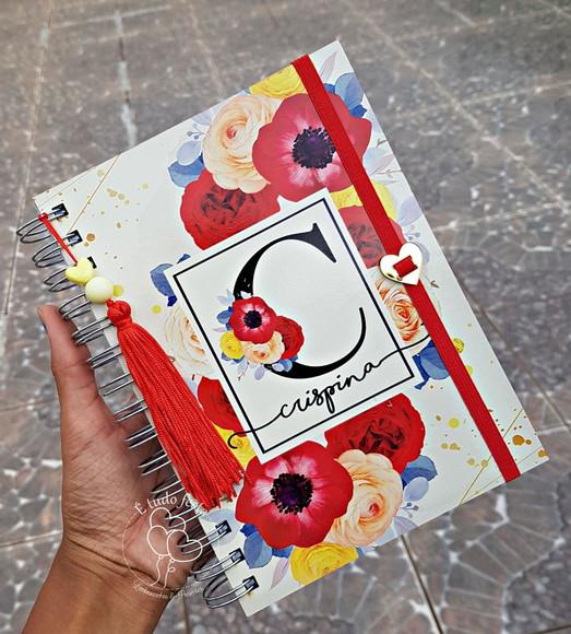 Agenda Personalizada Floral com Inicial do Nome