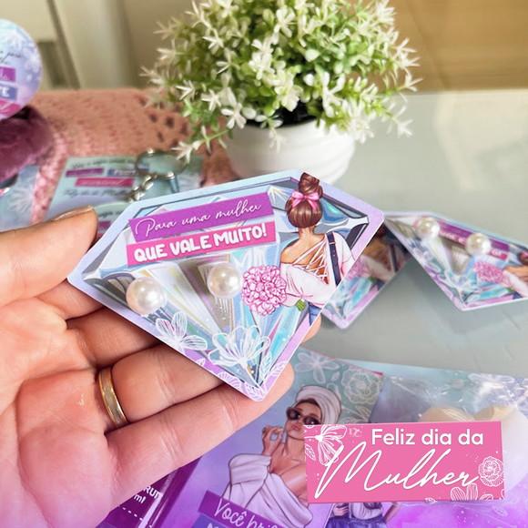 Brinco na Tag Personalizado -dia das Mulheres