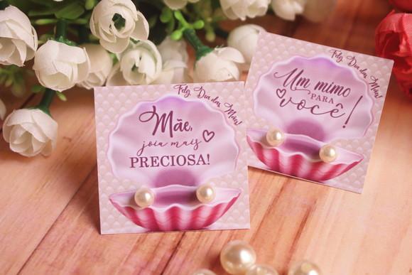 Brinco Pérola na Tag Personalizado -dia da Mães