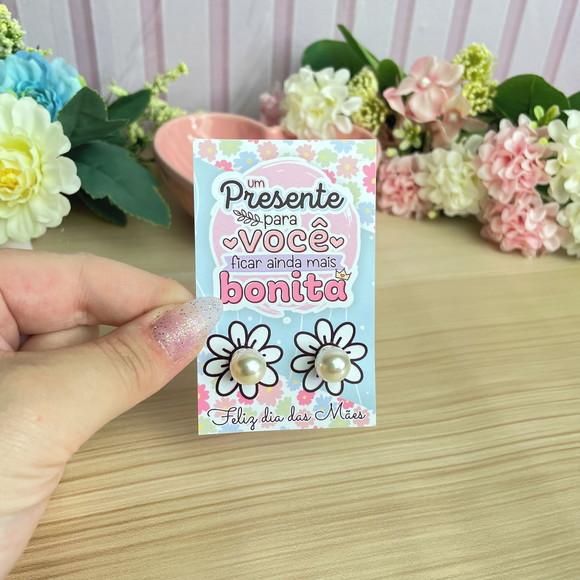 Brinco Pérola na Tag Personalizado -dia da Mães