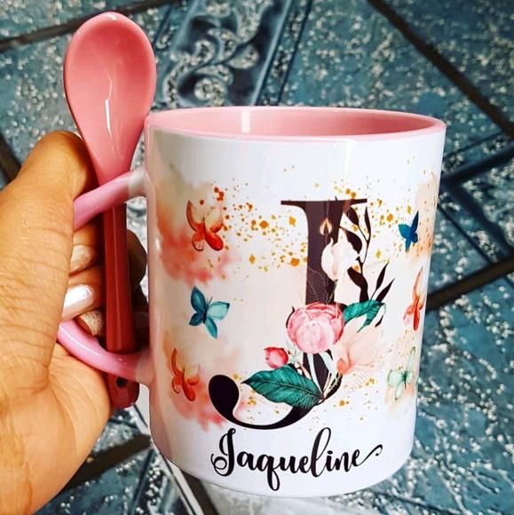 Caneca com Colher Floral Personalizada com Inicial + Nome