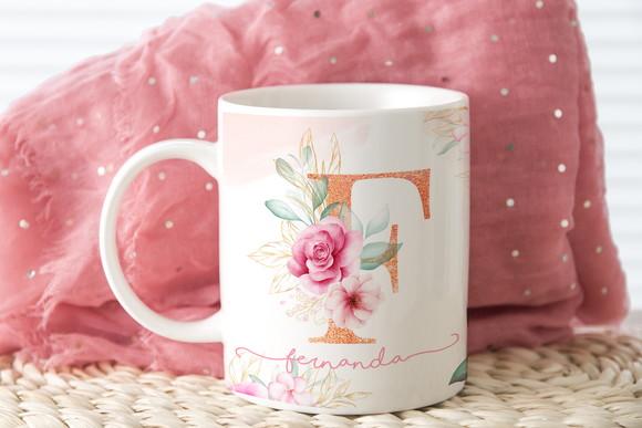 Caneca Floral Personalizada com Inicial + Nome