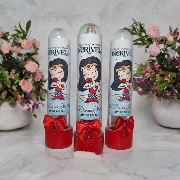 Kit Tubete Emergência Feminino - Dia da Mulher
