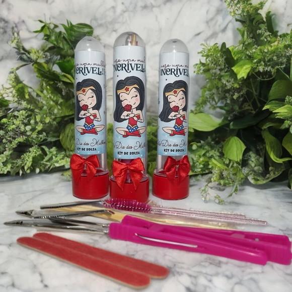 Kit Tubete Emergência Feminino - Dia da Mulher