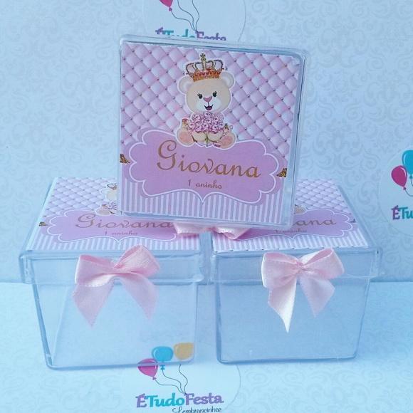 Caixinha acrílica personalizada Ursinha de coroa - Rosa