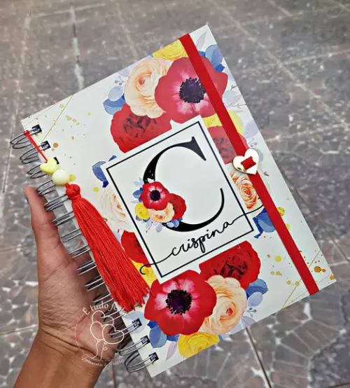 Agenda Personalizada Floral com Inicial do Nome
