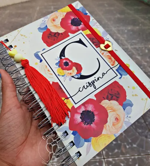 Agenda Personalizada Floral com Inicial do Nome