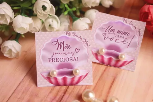 Brinco Pérola na Tag Personalizado -dia da Mães