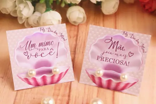 Brinco Pérola na Tag Personalizado -dia da Mães