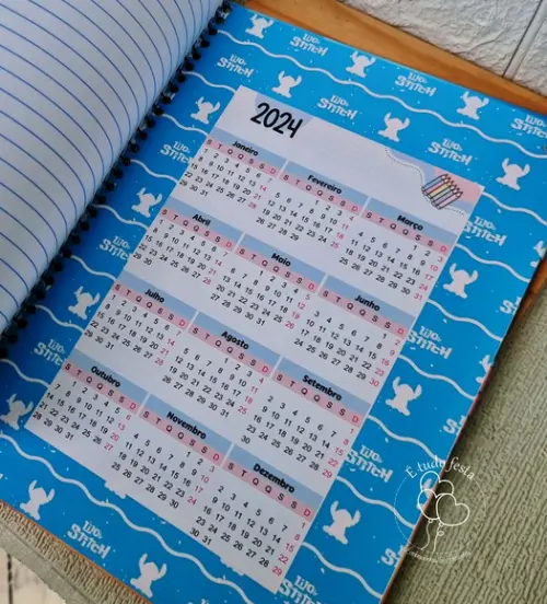 Caderno 10 Matérias Personalizado Stitch