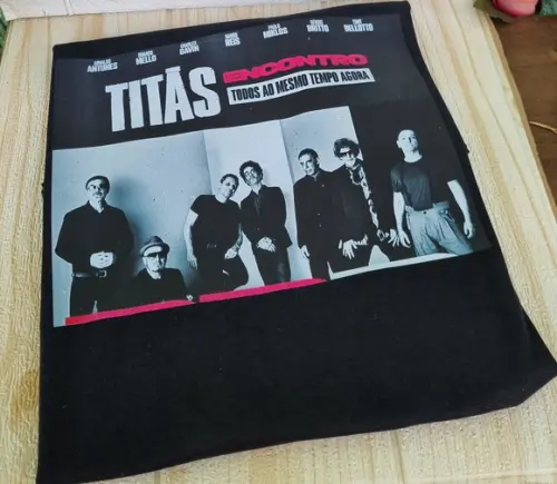 Camiseta Personalizada de Banda Musical