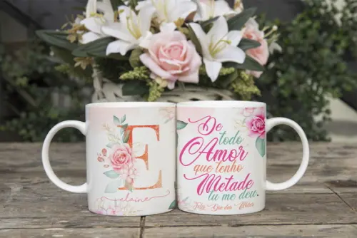 Caneca Floral Personalizada com Inicial + Nome