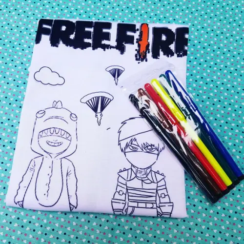 Canetinha + Camiseta Personalizada para Colorir Free Fire