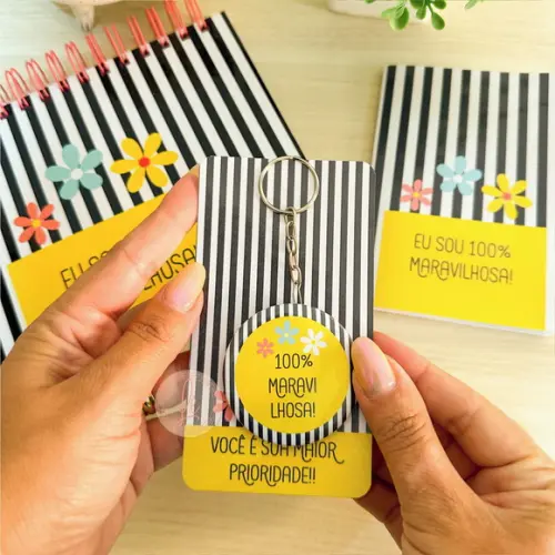 Chaveiro Espelho com Tag Personalizada Dia das Mulheres