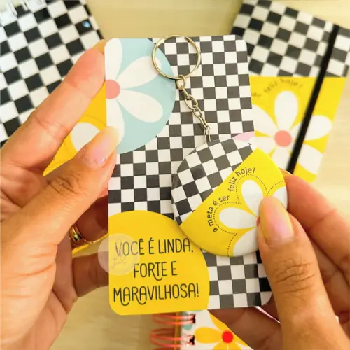 Chaveiro Espelho com Tag Personalizada Dia das Mulheres