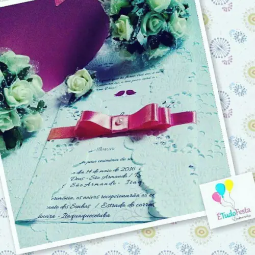 Convite para casamento rosa e branco