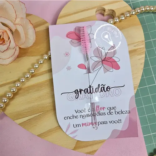 Escovinha para Cilios +tag Personalizada- Dia das Mulheres