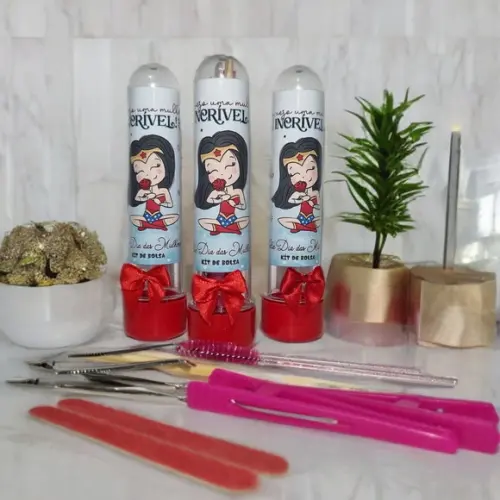 Kit Tubete Emergência Feminino - Dia da Mulher
