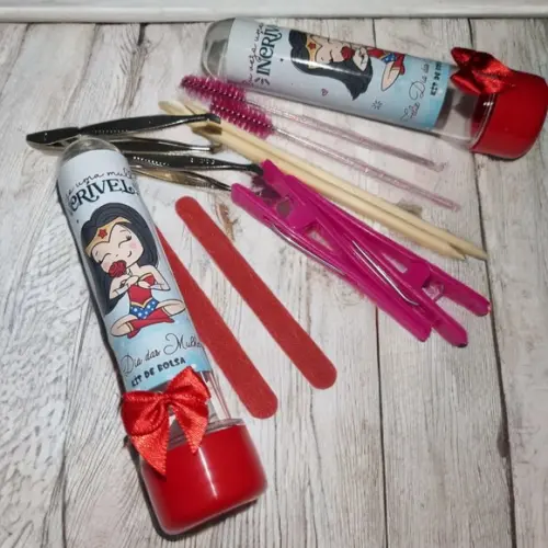 Kit Tubete Emergência Feminino - Dia da Mulher
