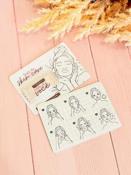 Máscara Facial Desidratada com Cartão - Dia da Mulher